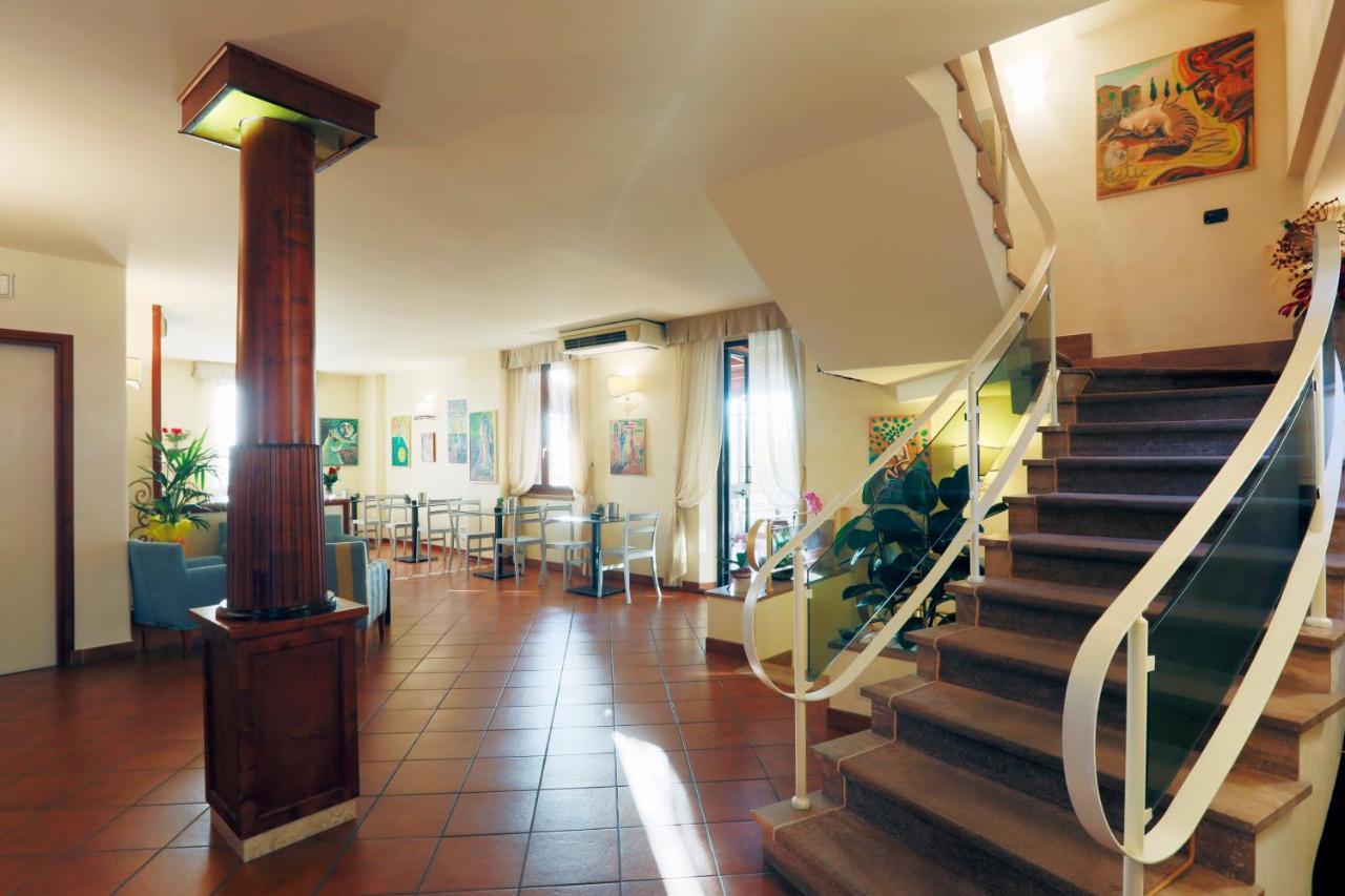 Hotel Arcobaleno Sienne Extérieur photo