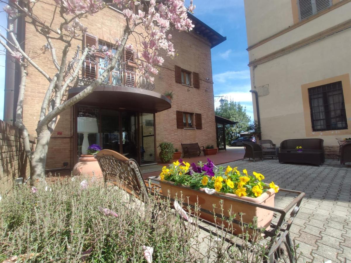 Hotel Arcobaleno Sienne Extérieur photo