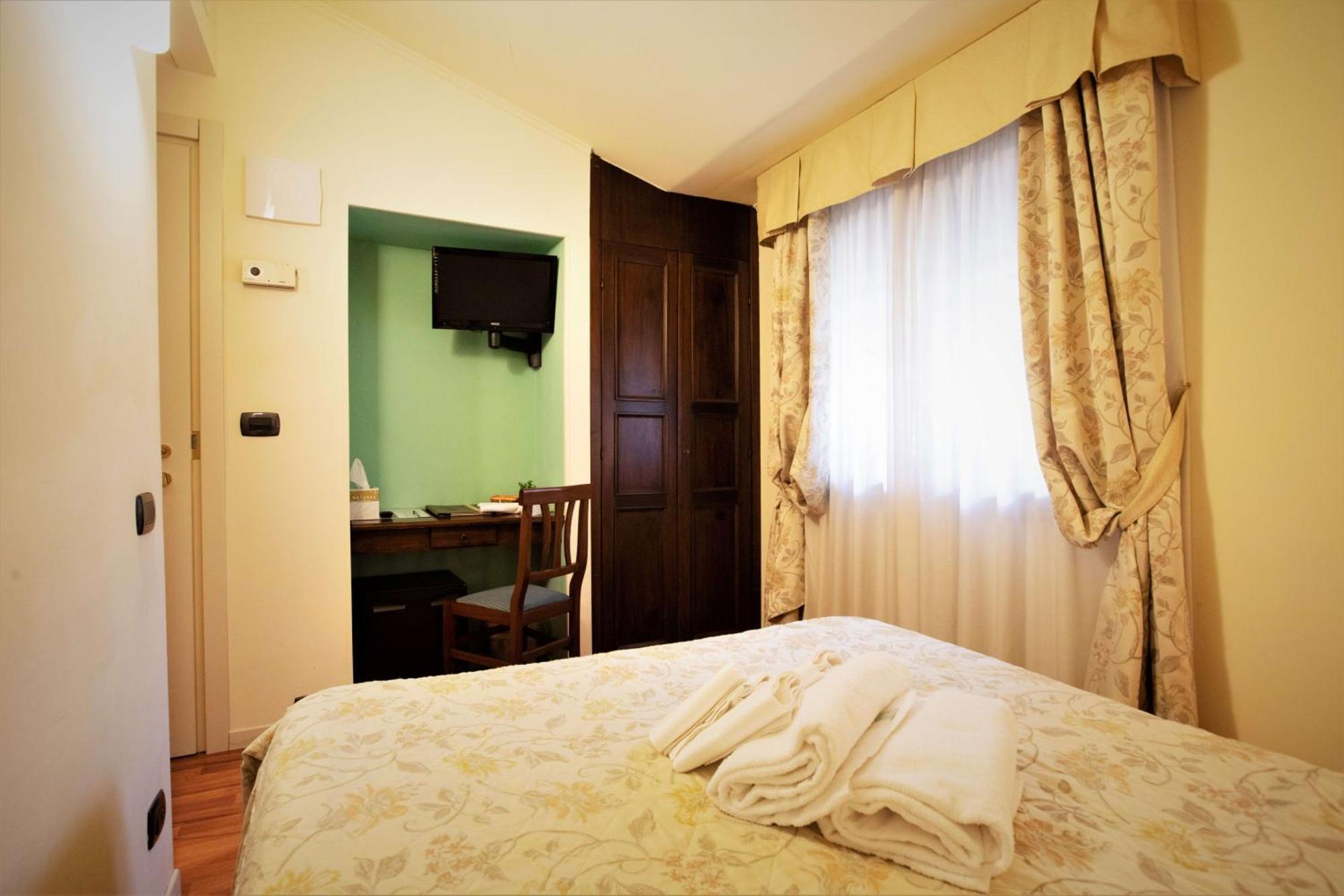 Hotel Arcobaleno Sienne Extérieur photo