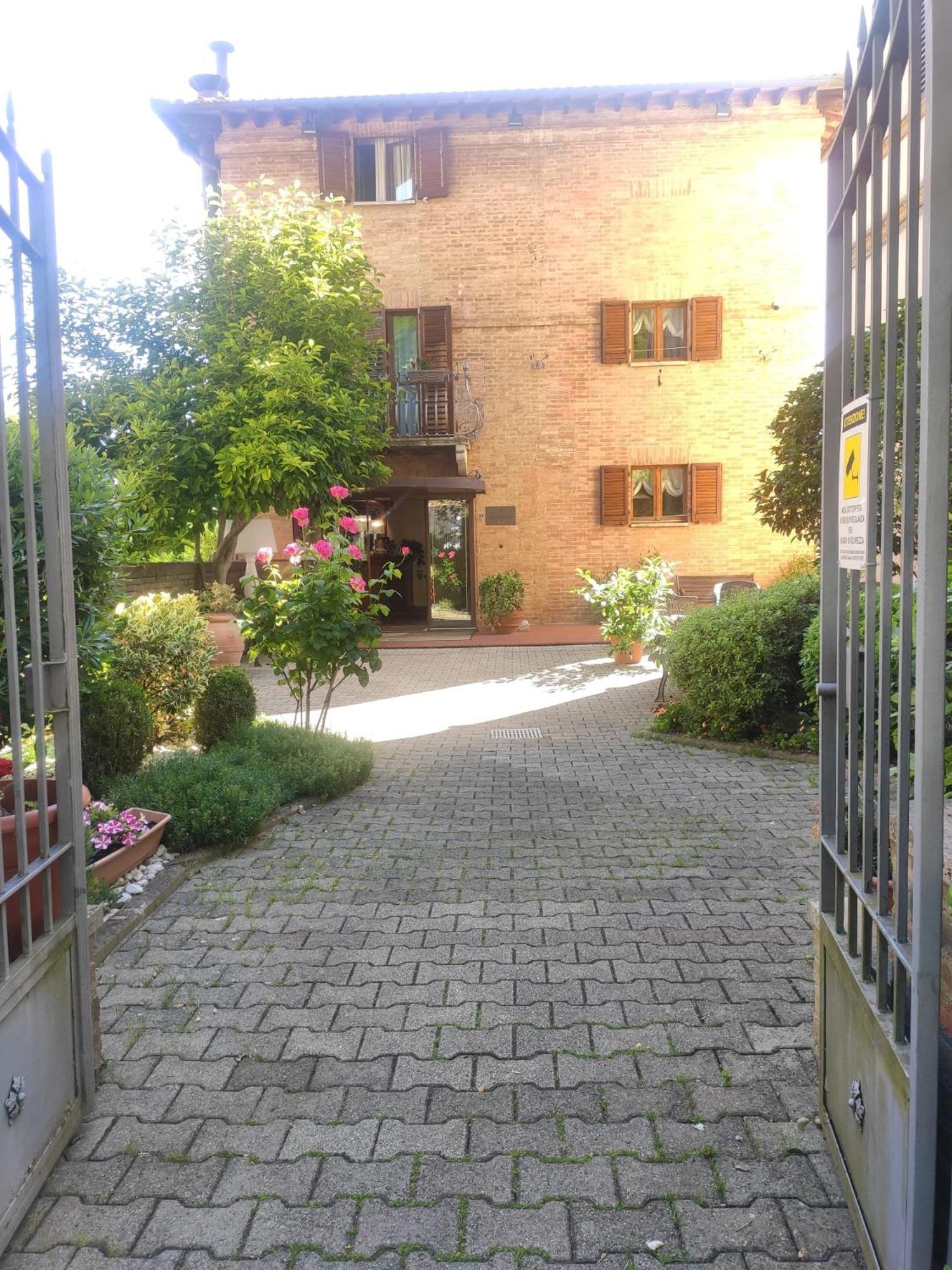 Hotel Arcobaleno Sienne Extérieur photo
